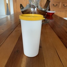 Tupperware Joghurt Becher 170ml. Dose mit Deckel ,Ø7cm.x13cm.H