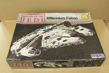 Modellbausatz MPC Ertl 8917