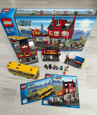 LEGO City 7641 Stadtviertel mit Bus komplett mit OVP & Anleitung (2009)