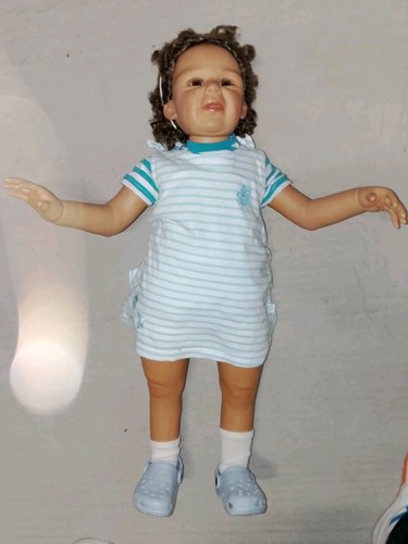 Große künstlerpuppe - große,