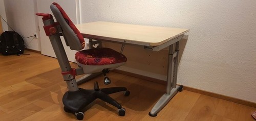 Kinderschreibtisch