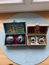 Klangkugeln Qi Gong, Silber und Yin Yang in Original Schatullen