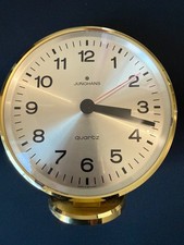 Junghans Quartz Tischuhr W 738