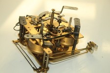 Hn31)  Wanduhr mechanisches