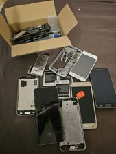 6 Samsung-Handys und diverse