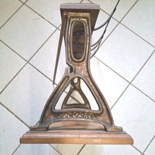 Antiker Papierabroller