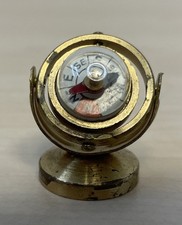 Setzkasten Figur Kompass aus Messing