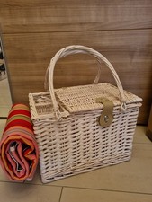 NEU Hochwertiger Picknick-Korb Picknickkorb für 2 Personen