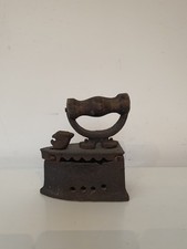 Antikes Kohleeisen mit