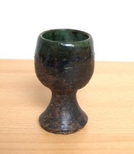 Eierbecher grob Keramik beige-schwarz-grün