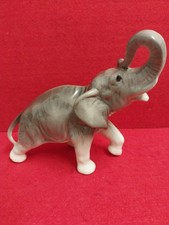 ELEFANT Porzellan Figur 1 Elefant in grau 18 x 9 cm hoch 24 cm lang 7 cm breit