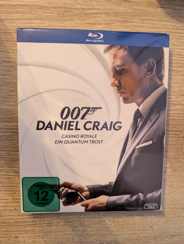 James bond daniel craig - james,