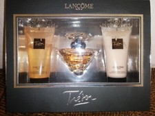 Lancome Tresor Geschenkset ( Eau de Parfum , Body Lotion, Bade und Duschgel)