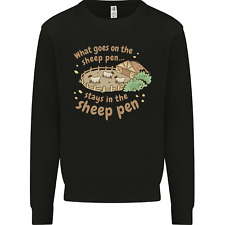 What Goes On In the Sheep Pen Farming Herren Sweatshirt Pullover