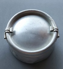 Frühe Butterdose eines