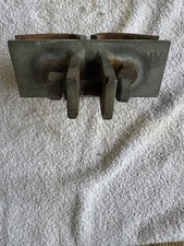 Klemme für Doppel-T-Träger z.B. zur Befestigung eines Kettenzug