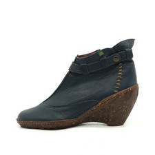 El Naturalista Damen Viajero