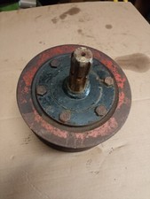 FELLA KM 310TL Mähwerk Keilriemenscheibe inkl. Zapfwellenstummel 