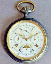 Große Taschenuhr aus Stahl