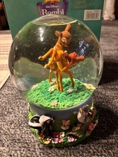 Bambi Schneekugel 14 cm Glas