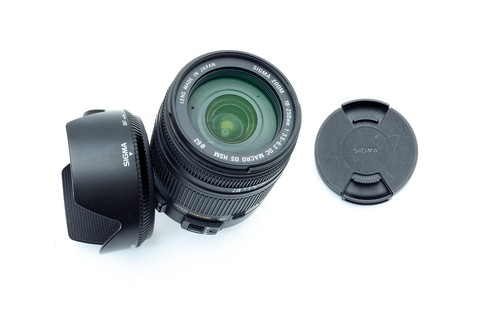 Sigma 250mm 6 3 zoom - f/3.5-6.3,
