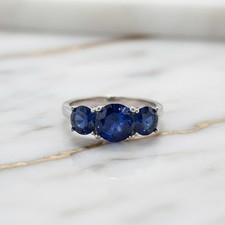 Dreifacher Saphir Ring –