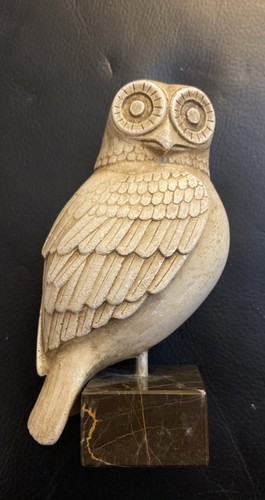 ältere skulptur eule - -,