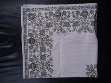 Schöne Bauernhäuser Tischdecke  österr.  Bauerntischdecke  90cm x 90cm BW/Leinen