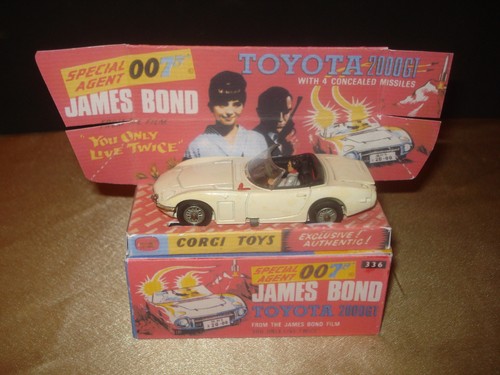 Corgi toys toyota - corgi, gt