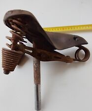 Alter Sattel Oldtimer Fahrrad historisch antik Ledersitz Fahrradsattel