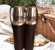 2 Thermoskannen  / Antik  / outdoor / Isolier k. Lederetui Glaskolben 20er.