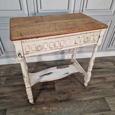 Vintage Flurtisch im Used-Look