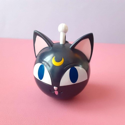 Sailor moon tablet charm luna - moon,