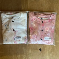 2 Damen Cardigans Jacken