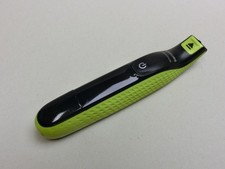 OHNE ZUBEHÖR Rasierer Philips
