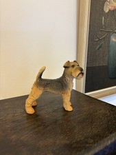 Porzellanfigur Hund eines