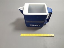 Alte Plastik-Wasserkaraffe