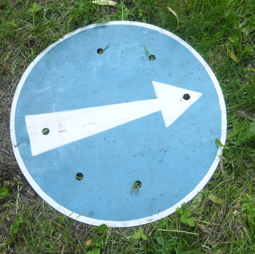 Altes verkehrsschild schild - verkehrsschild,