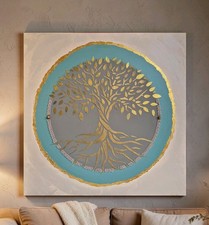 Großes Wandbild mit Baum des