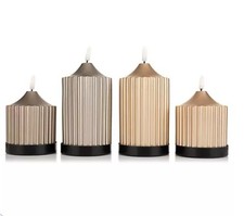 ELAMBIA 4 LED-Kerzen Metallic-Finish inkl. 4 Untersetzer Höhe 12,5cm & 17cm CP