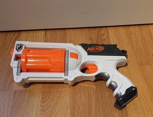 Nerf gun strike maveric - strike-n,