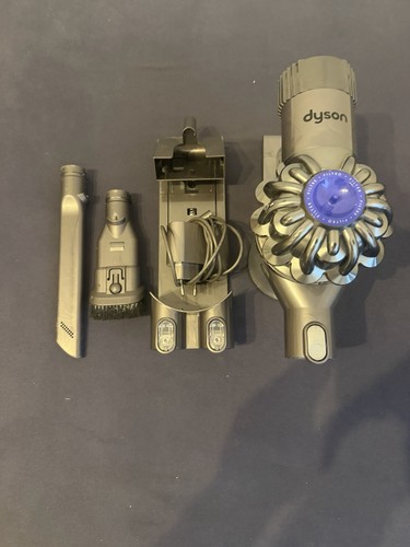 Dyson hand staubsauger - v6,