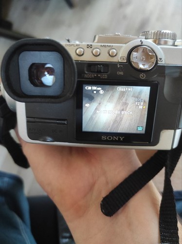 Sony cyber shot dsc - sony, cyber-shot