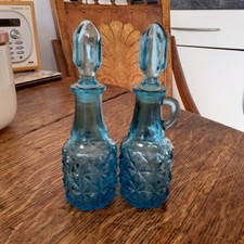 Vintage blaue Glas Öl & Essig Krüge