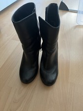 Buffalo London High Heel