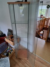 IKEA Vitrine aus Glas mit Integrierter Beleuchtung