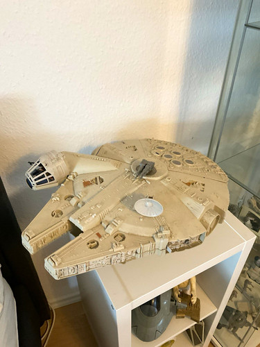 Kenner millennium falcon - millennium,