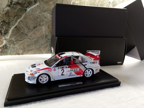 Modellauto tarmac works - 1:18,