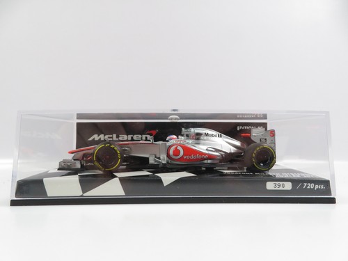 Minichamps 530134375 - 1:43,
