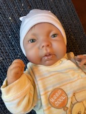 ASHTON DRAKE Baby Doll „A Lovely Gift is Little Lauren“